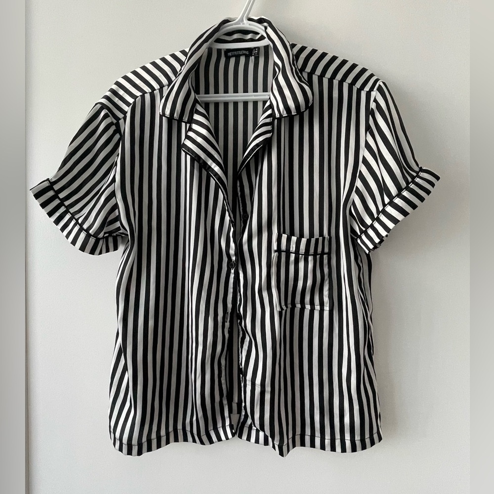 Pretty Little Thing Satin PJ Short Set - size US 8